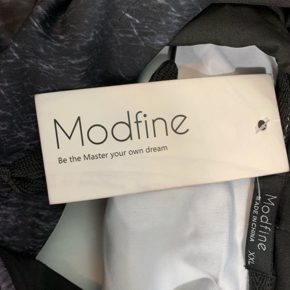 Modfine Cat Faced Pullover Hoodie - Picture 4 of 7